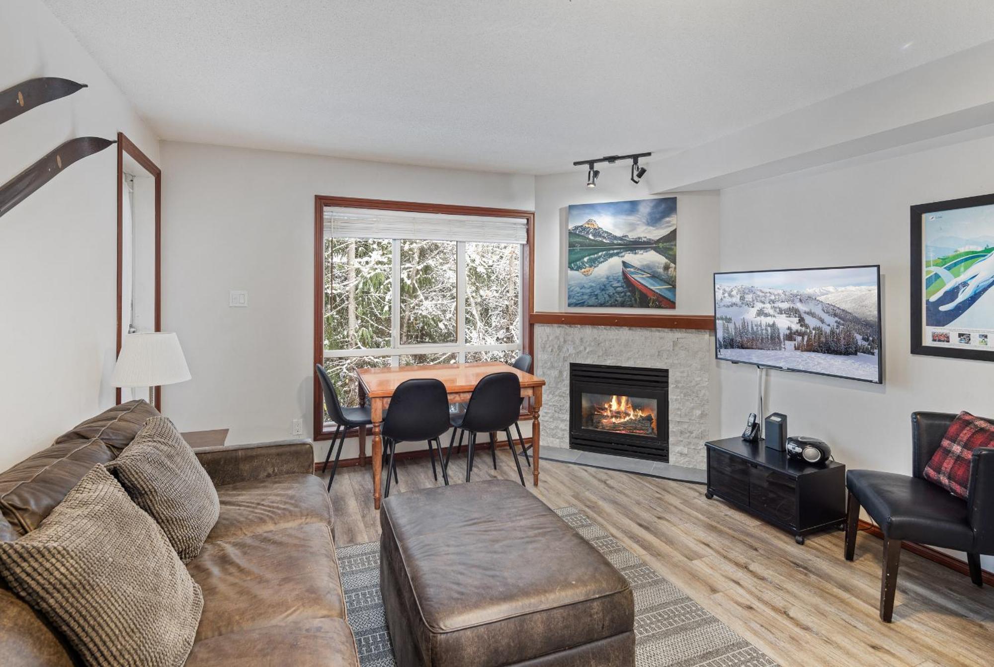 Glaciers Reach By Allseason Vacation Rentals Whistler Exterior foto