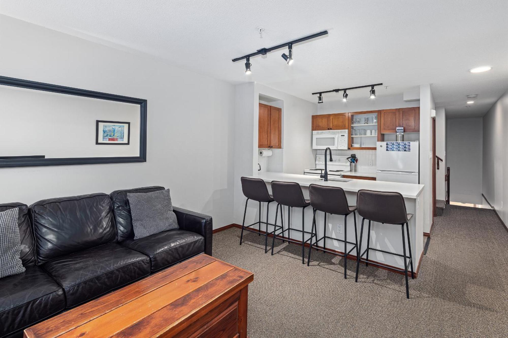 Glaciers Reach By Allseason Vacation Rentals Whistler Exterior foto